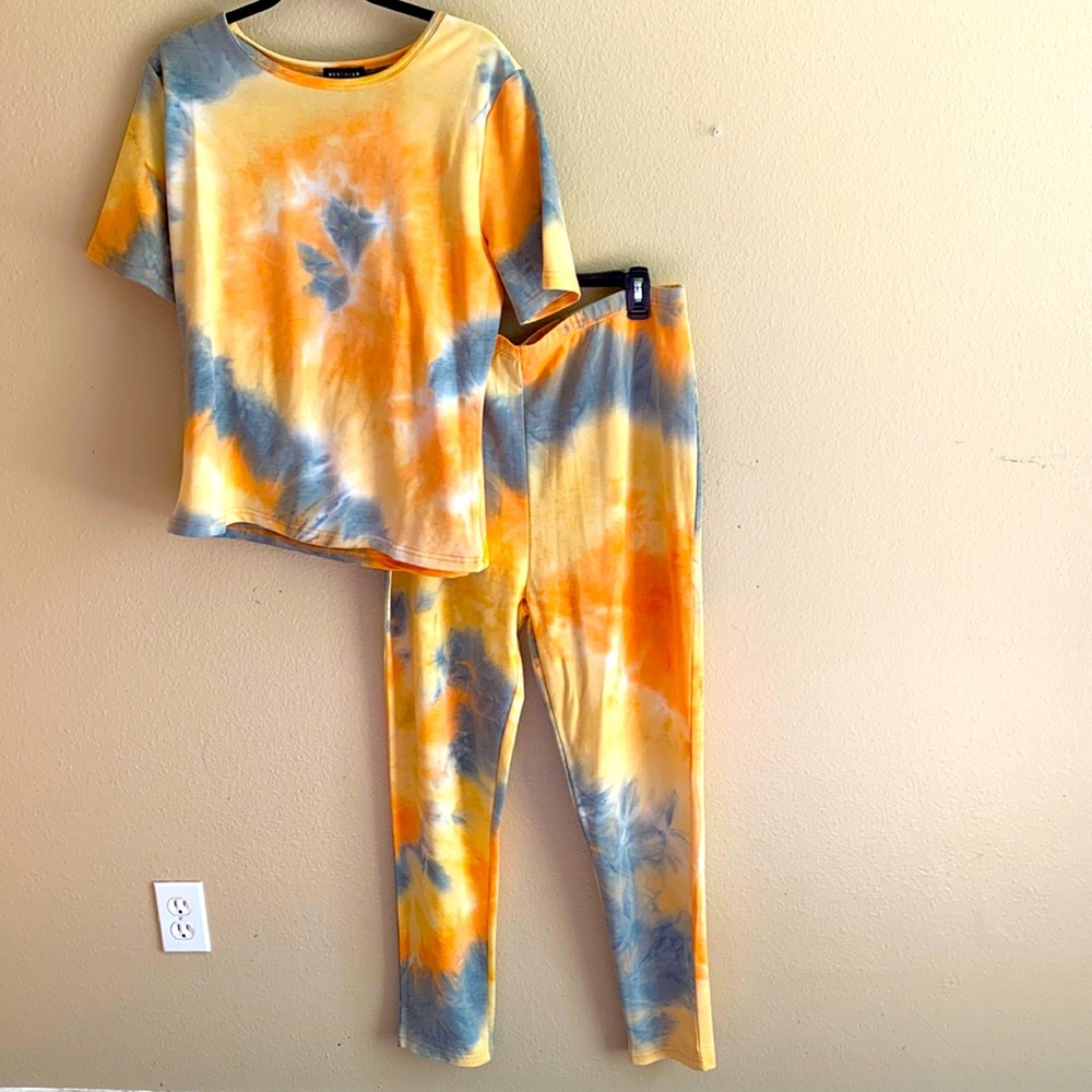 Two piece Tie-dye set